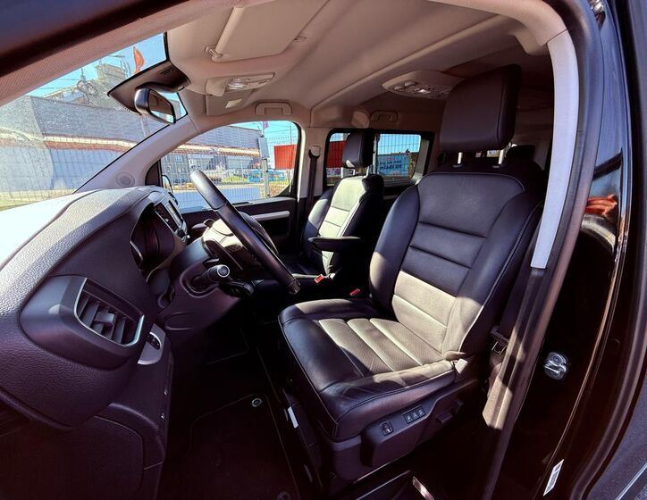 Toyota ProAce 11