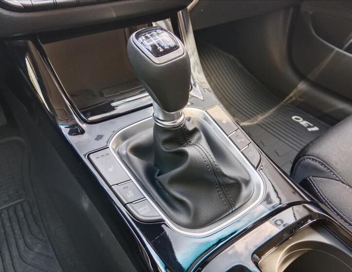 Hyundai i30 11