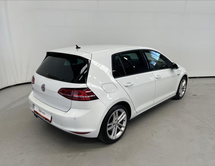 Volkswagen Golf 2
