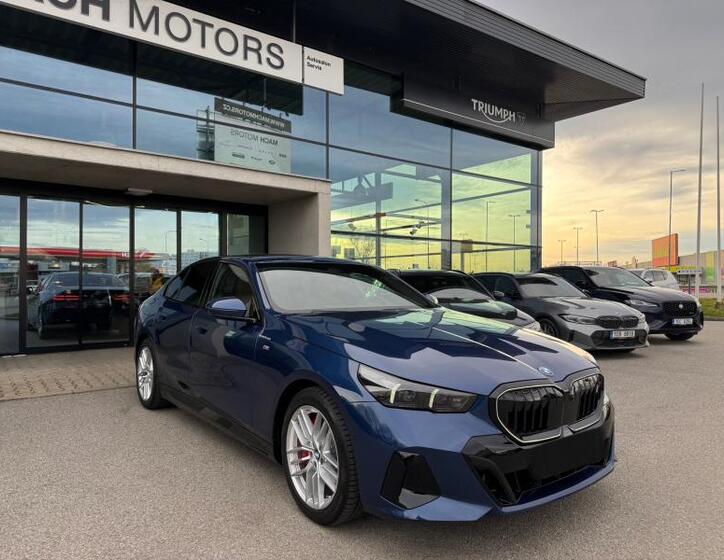 BMW i5 3
