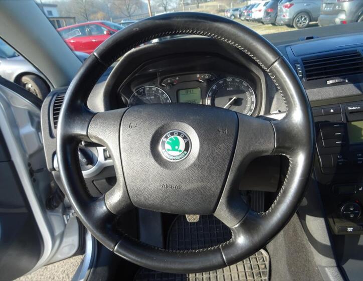 Škoda Octavia 19
