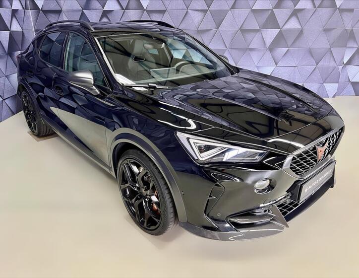 Cupra Formentor 4