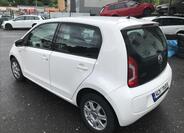 Volkswagen up! 6