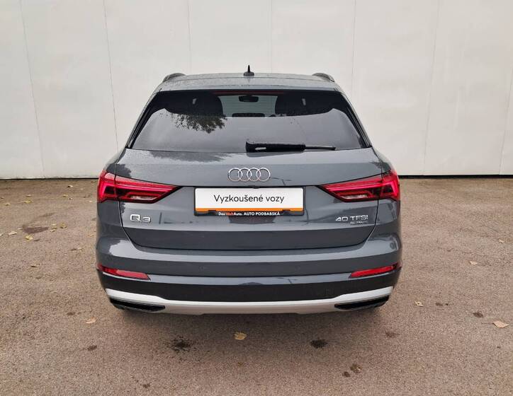 Audi Q3 27
