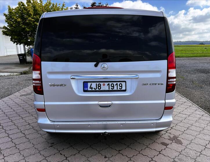 Mercedes-Benz Viano 11