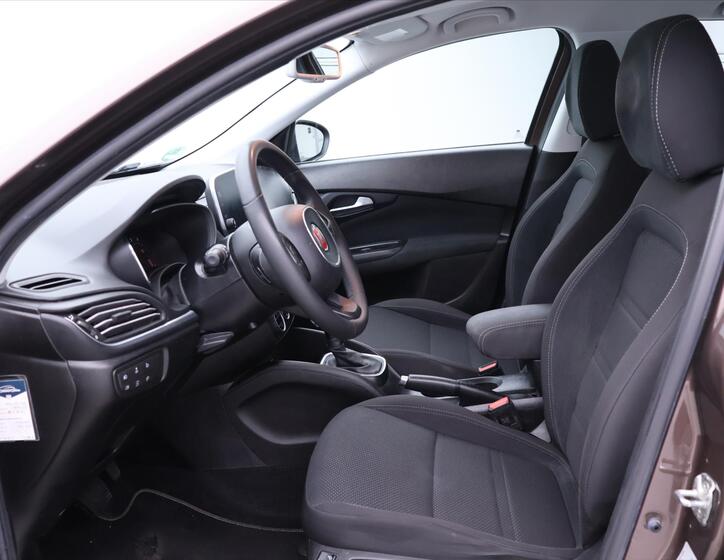 Fiat Tipo 10