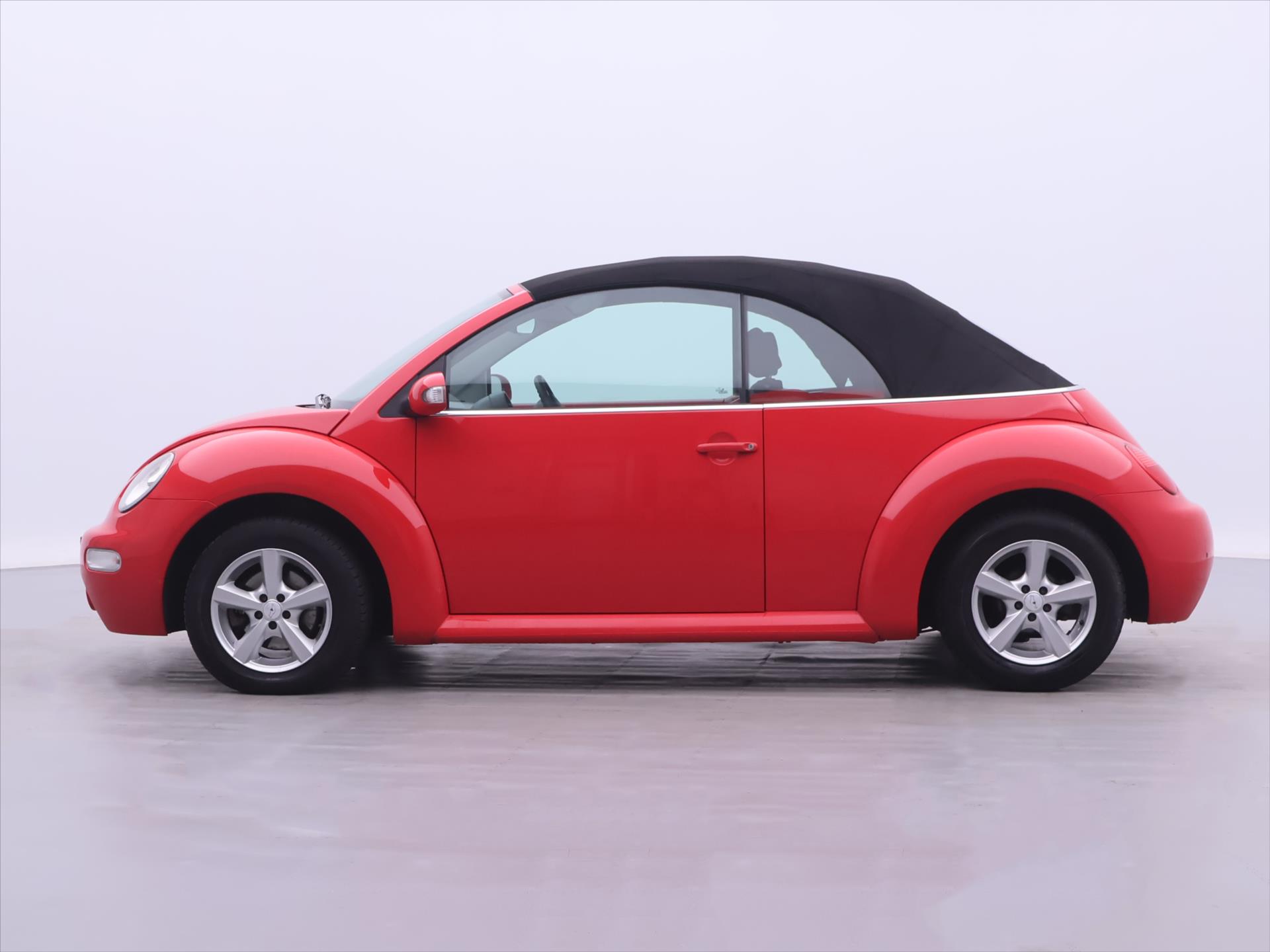 Volkswagen New Beetle