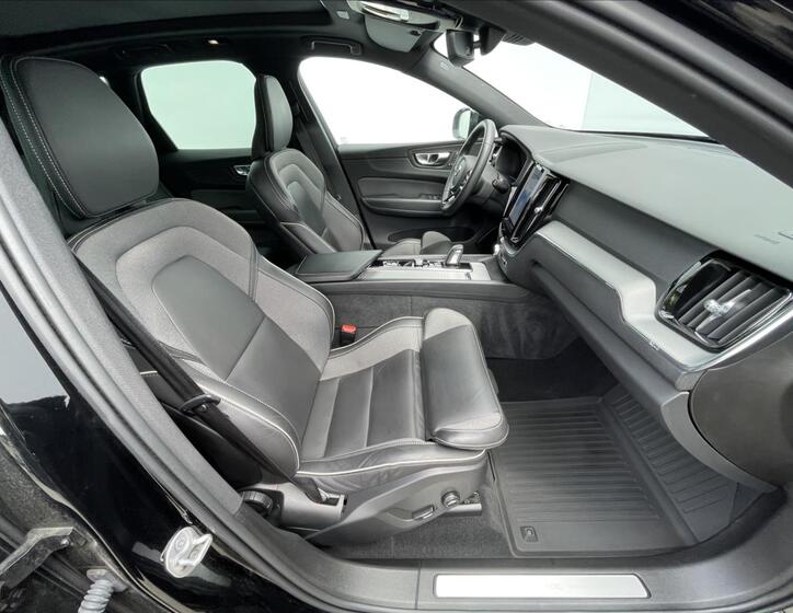 Volvo XC60 15