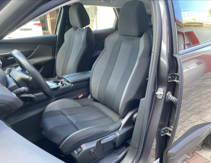 Peugeot 3008 9
