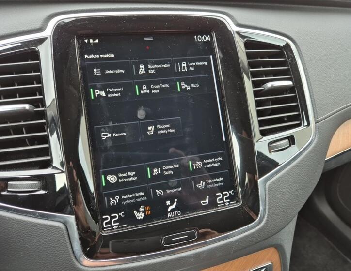 Volvo XC90 17