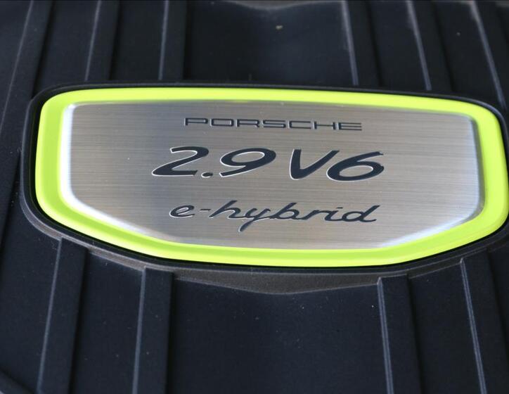 Porsche Panamera 87