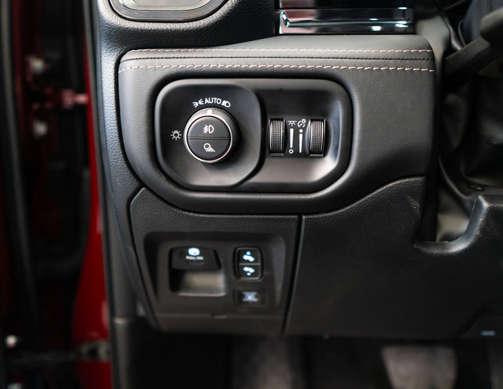 Dodge RAM 24