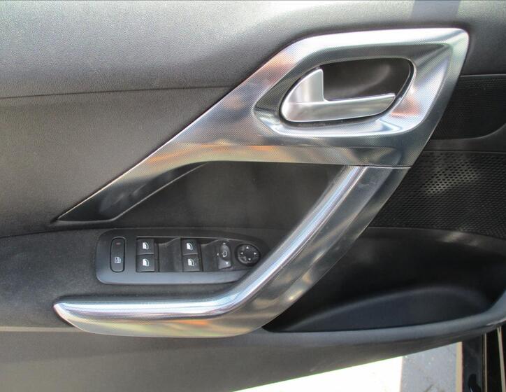 Peugeot 2008 27