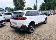 Peugeot 5008 6