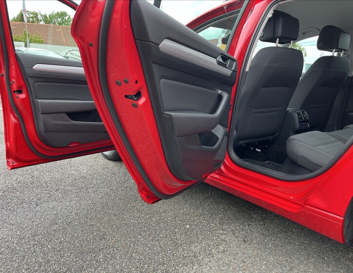 Volkswagen Passat 56