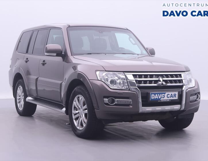 Mitsubishi Pajero 1