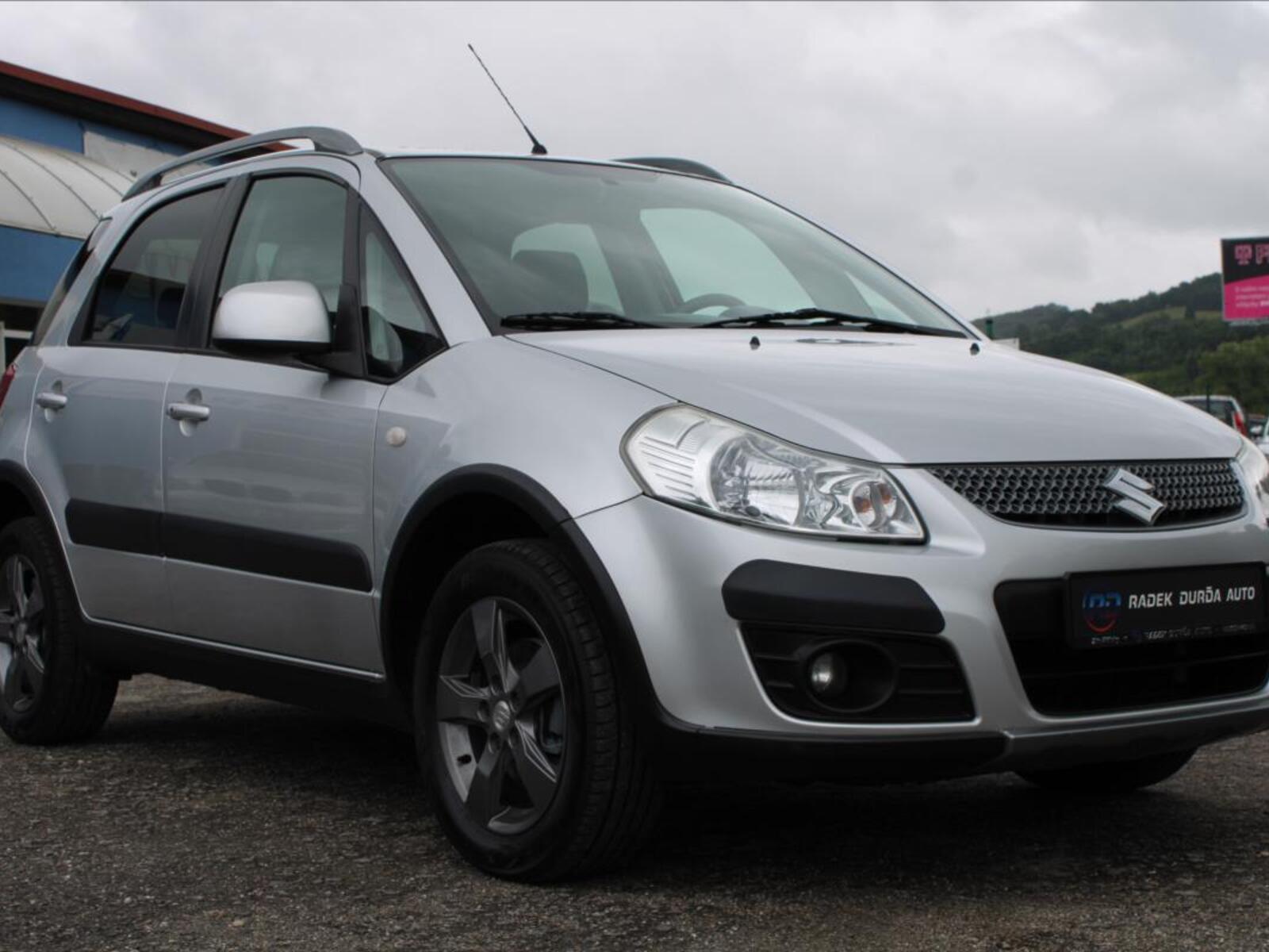 Suzuki SX4 3