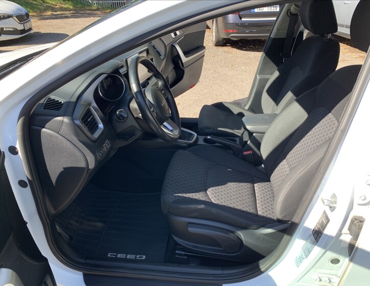 KIA Ceed 13