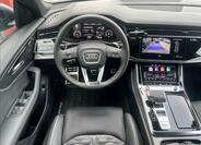 Audi RS Q8 23