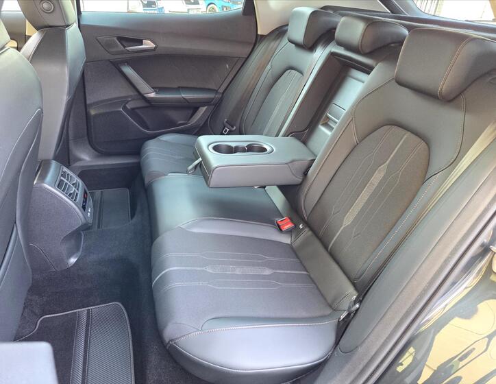 Cupra Formentor 10