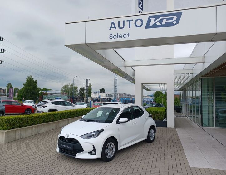 Toyota Yaris 1