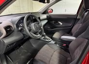 Toyota Yaris Cross 9
