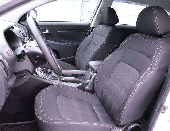 KIA Sportage 12