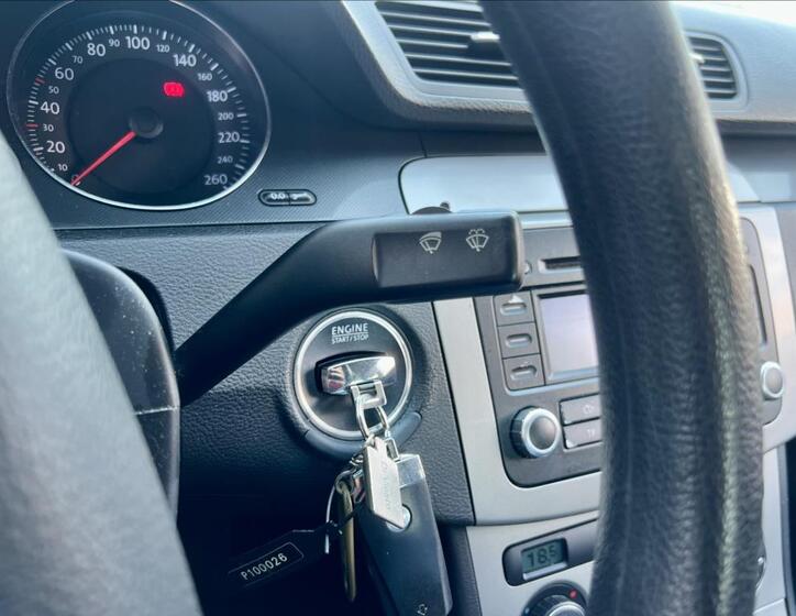 Volkswagen Passat 24