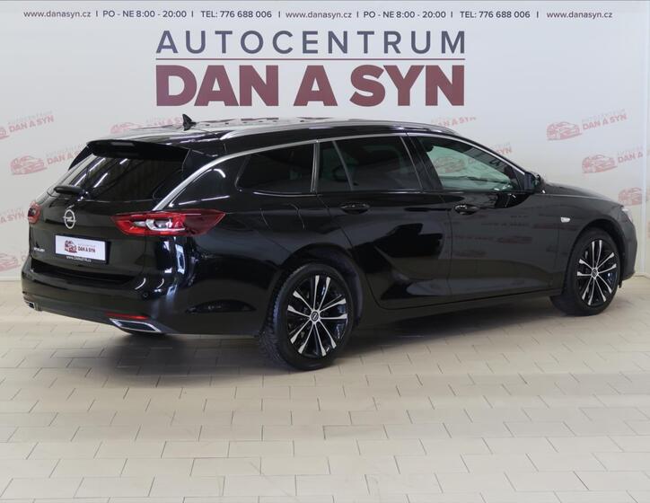 Opel Insignia 4