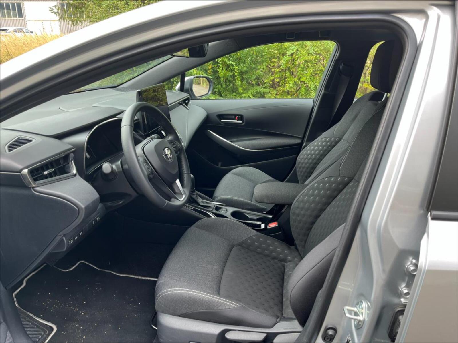 Toyota Corolla 4