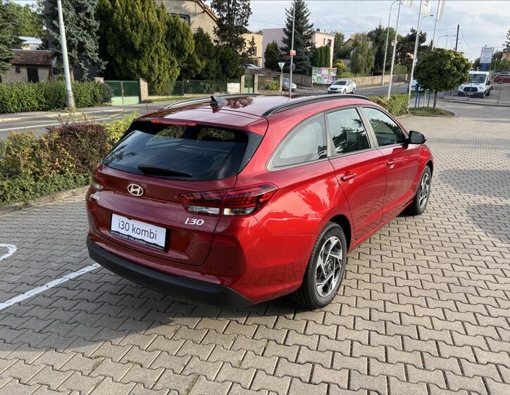 Hyundai i30 5
