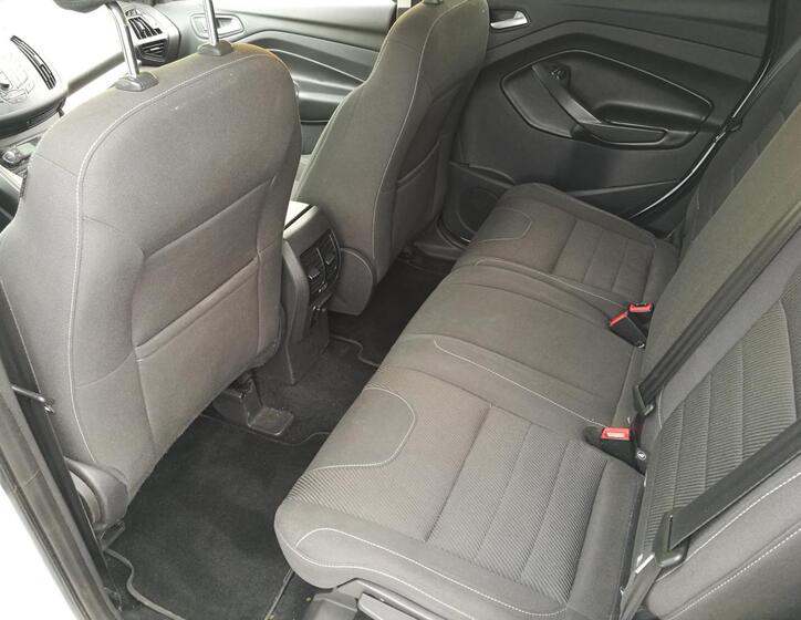Ford Kuga 17