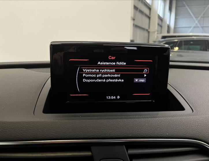 Audi Q3 7