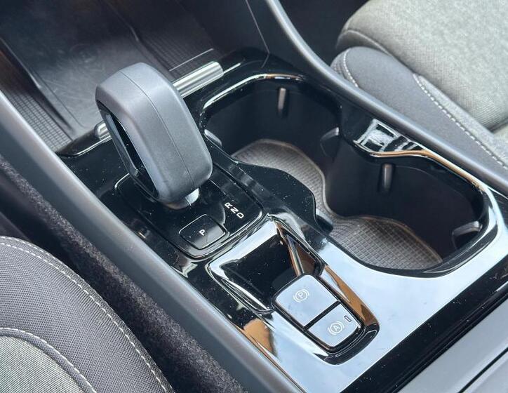 Volvo XC40 11