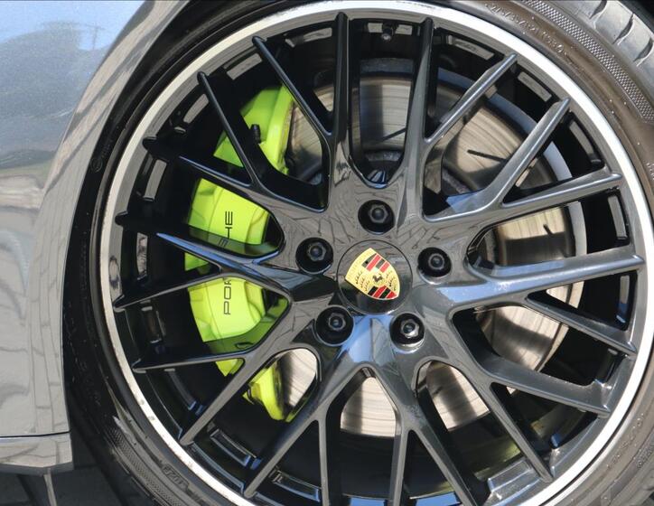 Porsche Panamera 22