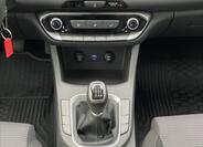 Hyundai i30 13