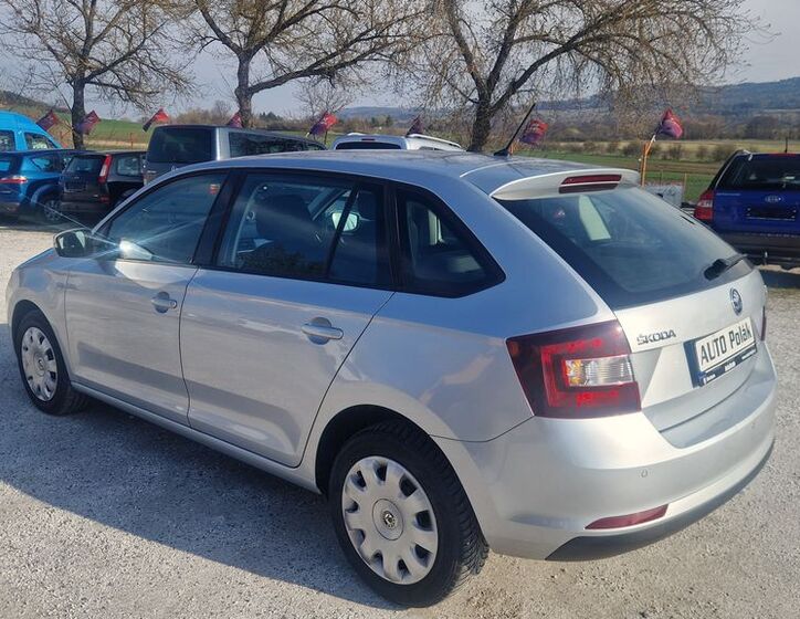 Škoda Rapid 5