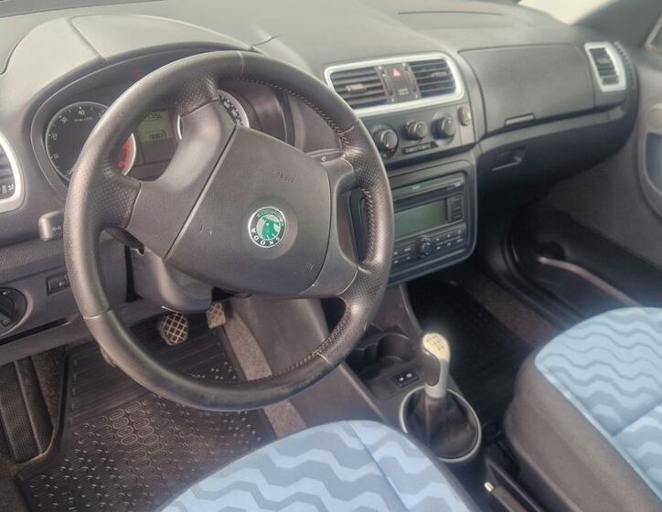 Škoda Roomster 9