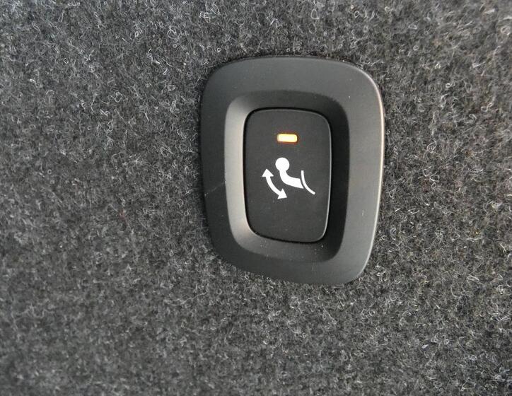 Volvo XC40 22