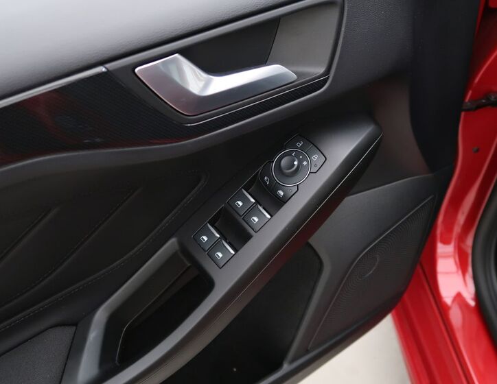 Ford Focus 12