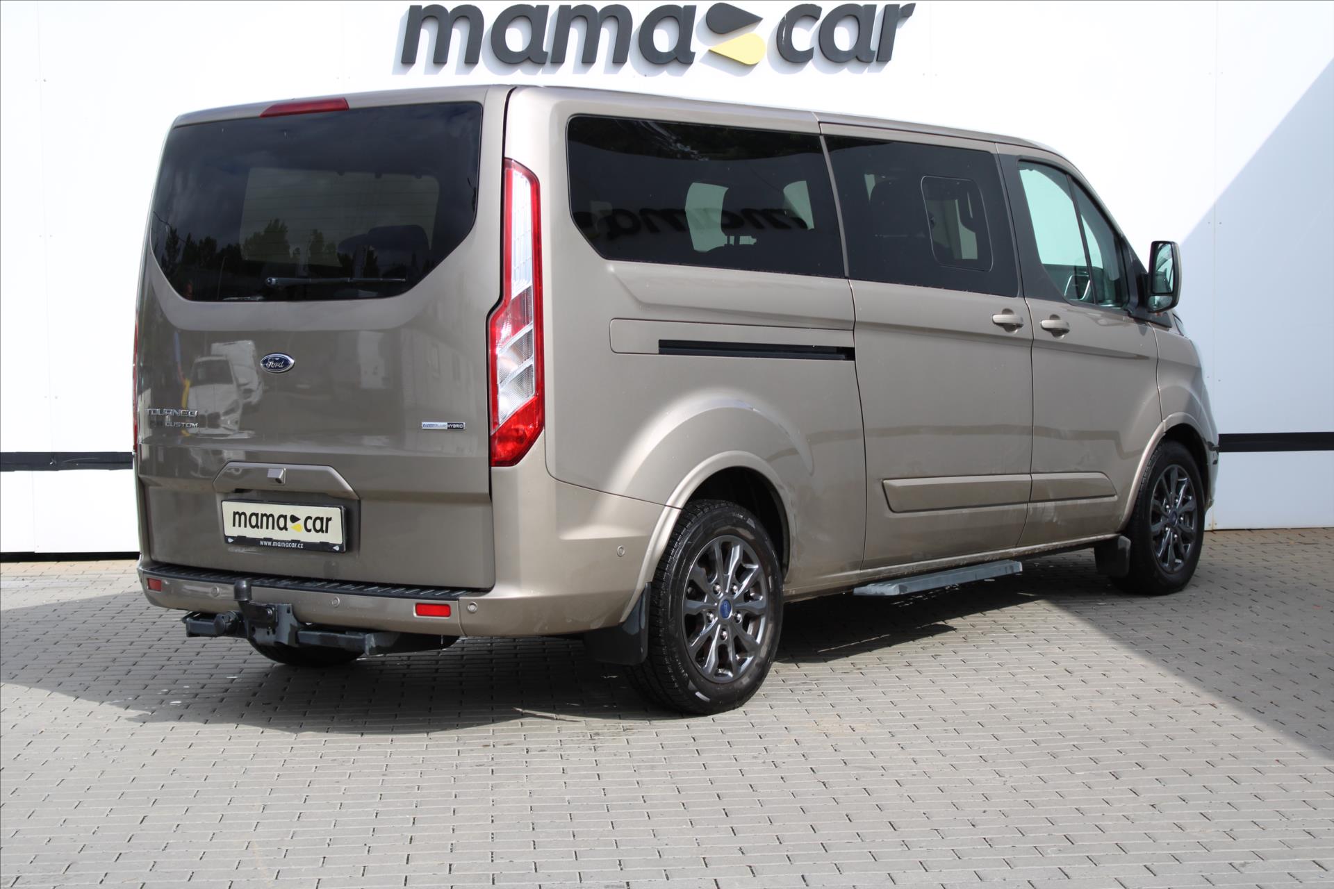 Ford Tourneo Custom