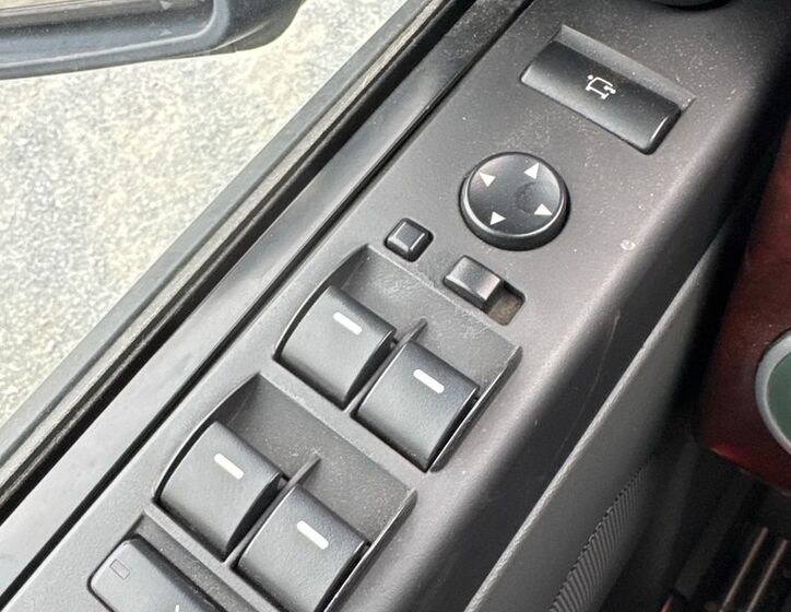 Land Rover Range Rover 22