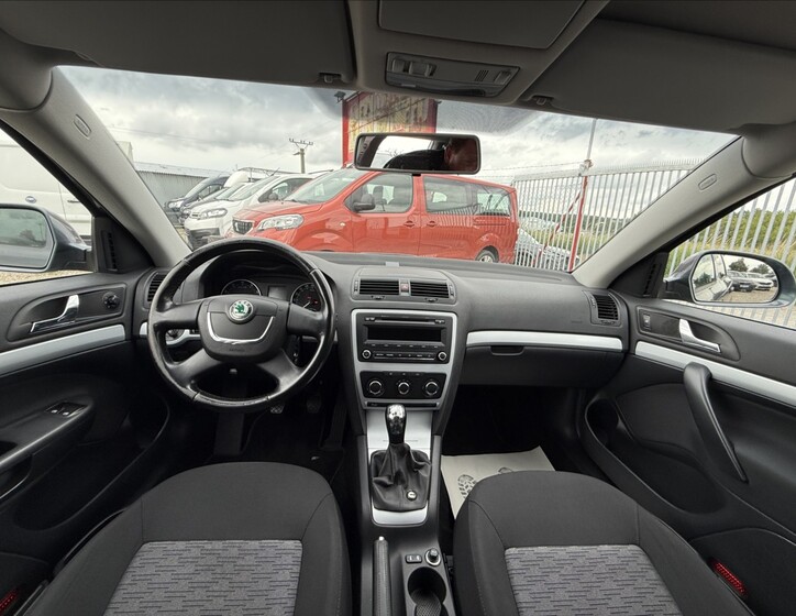 Škoda Octavia 28