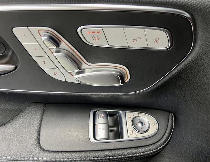 Mercedes-Benz Třídy V 23
