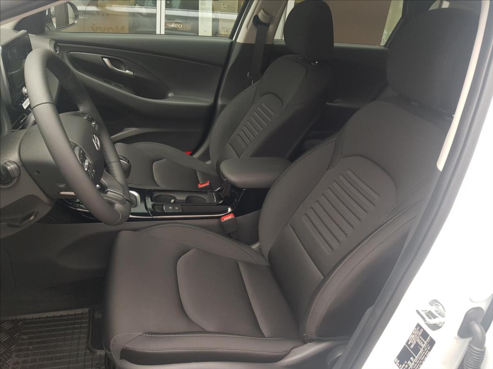 Hyundai i30 6