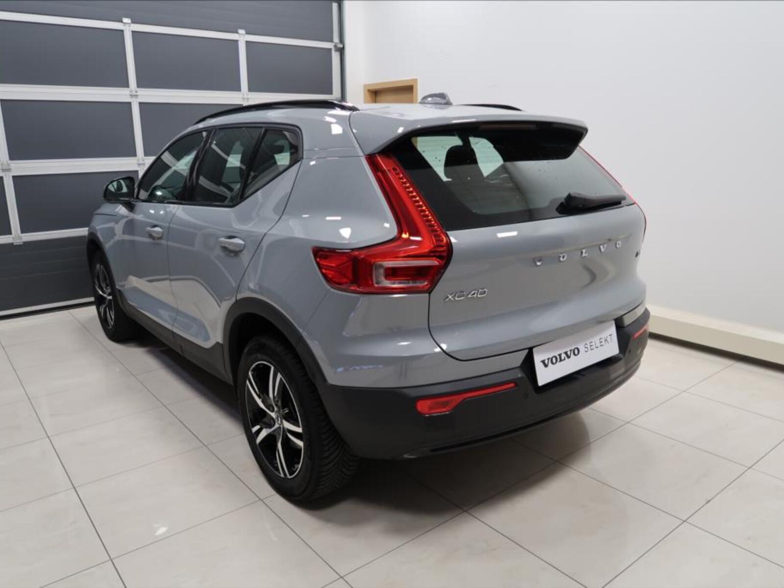 Volvo XC40 6