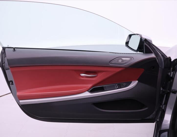 BMW Řada 6 12