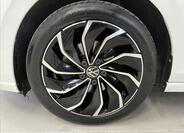 Volkswagen Golf 31