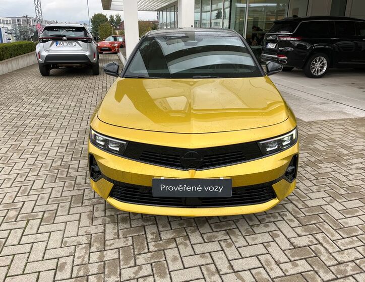 Opel Astra 9