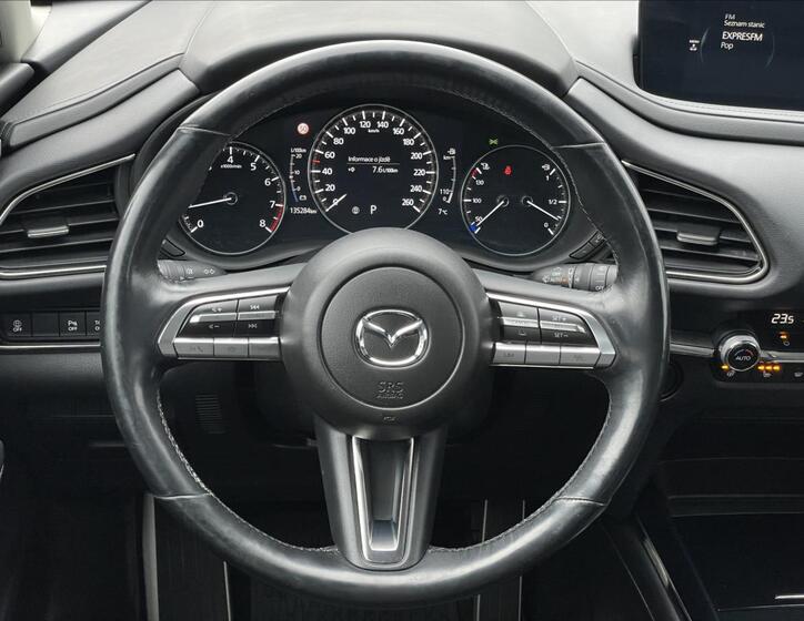 Mazda CX-30 8